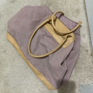 Universal Thread Overnight Bag